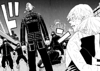 Draken arrives at the amusement park (manga)