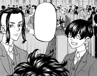 Chifuyu and Draken thank Takemichi (manga)