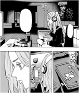 Yuzuha's phone vibrates