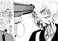 Takemichi unafraid as Kisaki threatens his life