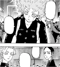 Angry gets up to face the Haitani brothers