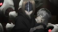 Hinami rescues Haise from Seidou Takizawa.