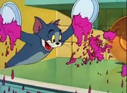 Tom uderza Jerry'ego ciastami