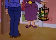 Claudia talking to Aunt Heinritta.