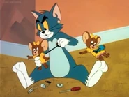 Tom putting together robots.jpg (266 KB)