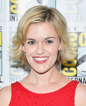 Kari Wahlgren.jpg