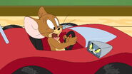 Tom-jerry-fast-furry-disneyscreencaps.com-55