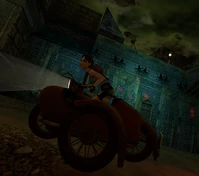  siendo tiroteada por una torreta.