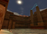 Zona exterior con obeliscos.