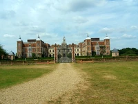 Hatfieldhouse