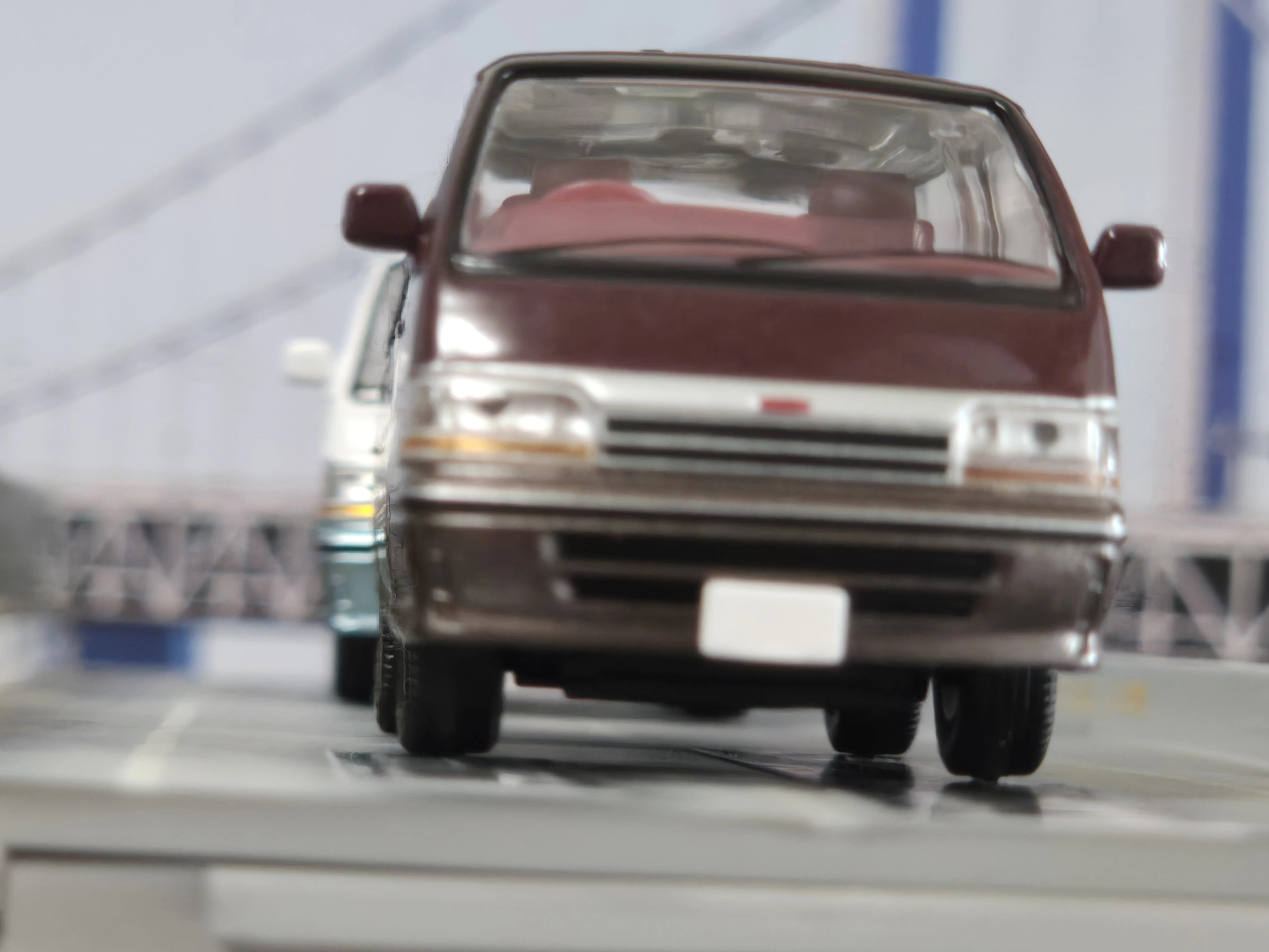 LV-N208b Toyota Hiace Wagon 2.4 Super Custom (92) | Tomica Wiki