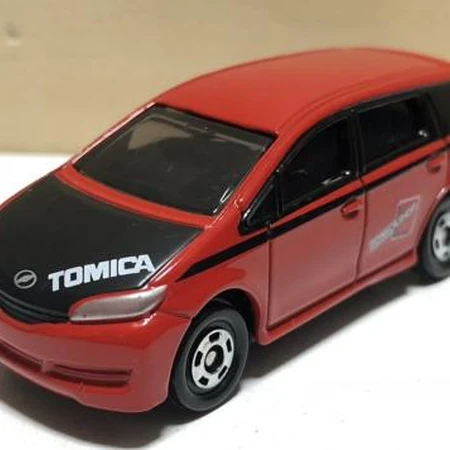 tomica toyota wish