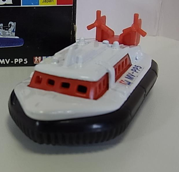 TOMICA 93 Mitsui Zosen Hovercraft MV-PP5 1/210 TOMY Diecast