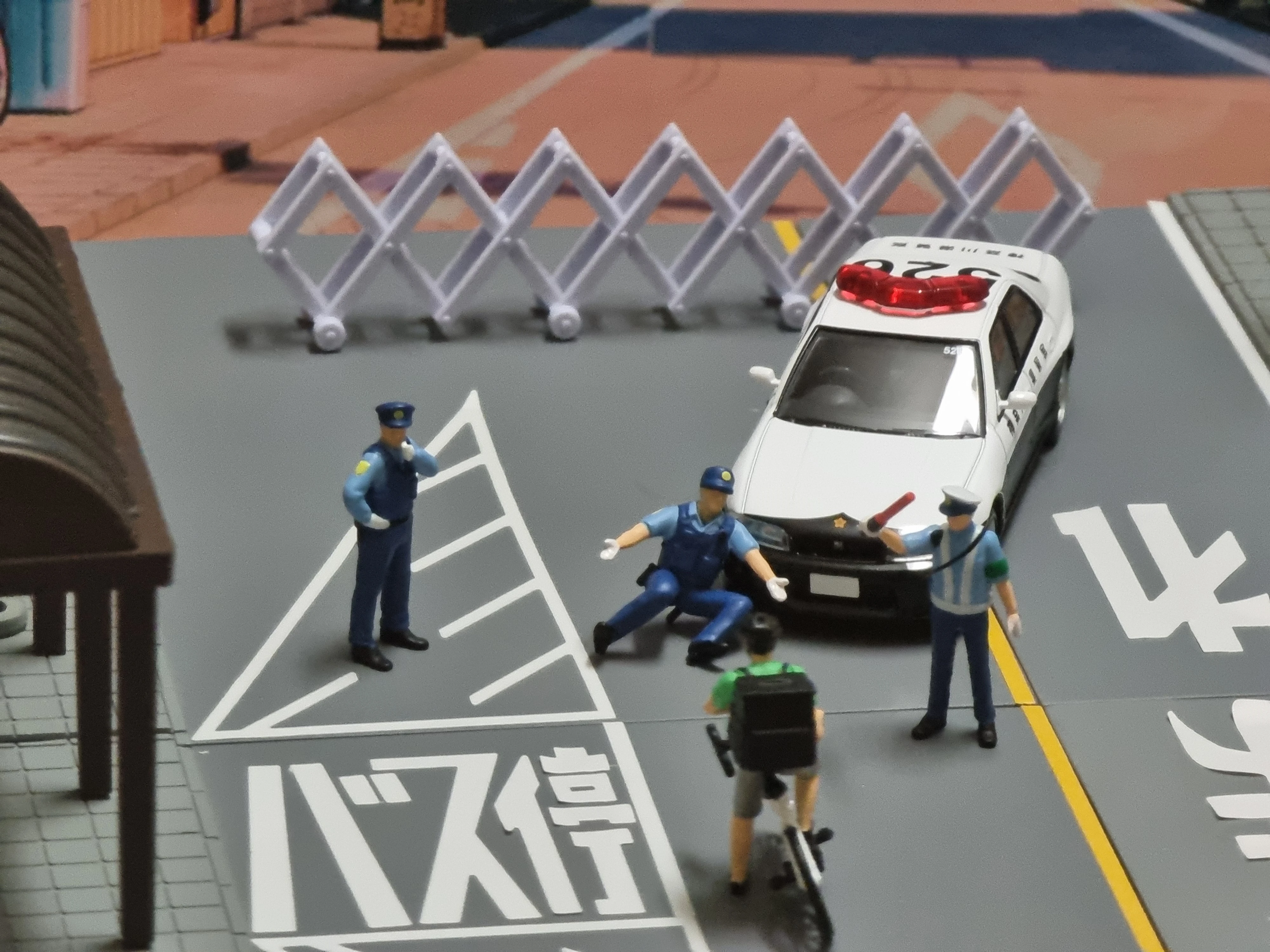 DioColle 64 Carsnap 16a Police | Tomica Wiki | Fandom