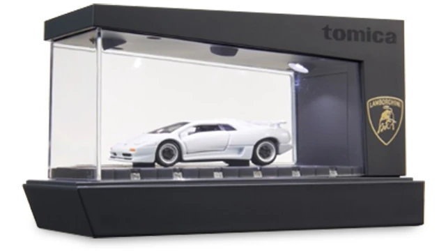 tomica LIGHT UP THEATER 2点セット　ライトアップシアター tomica LIGHT UP THEATER 2点セット ライトアップシアター