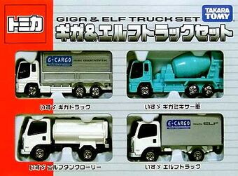 tomica isuzu elf vehicle transporter