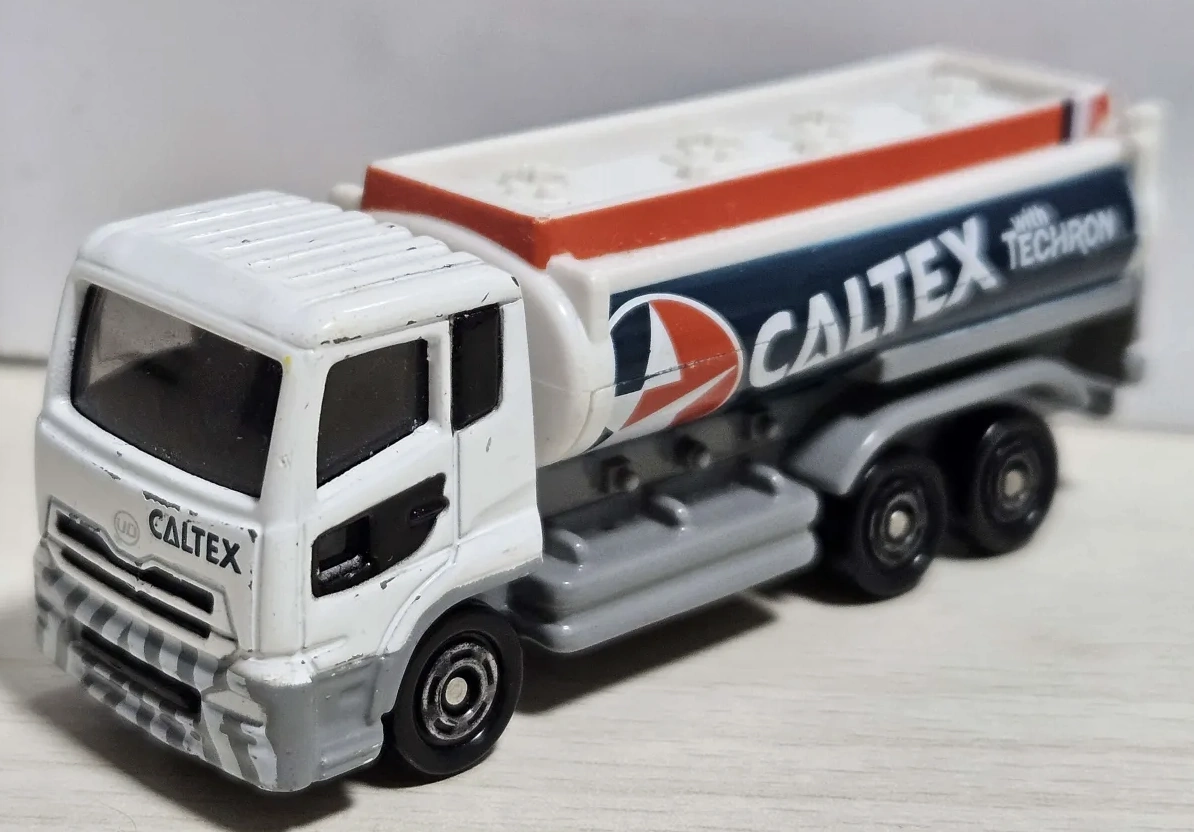 UD Trucks Quon Caltex Tank Lorry | Tomica Wiki | Fandom