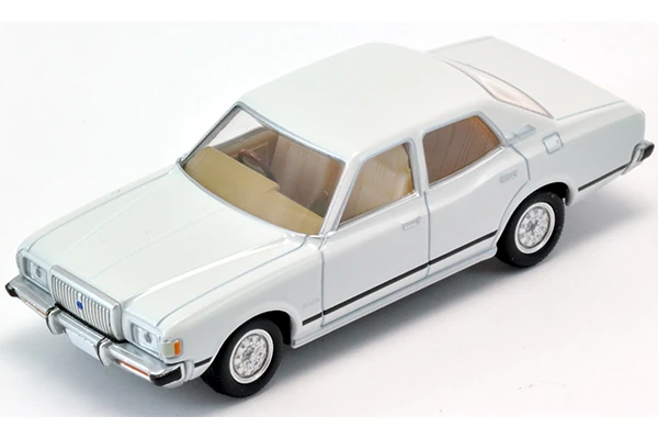 LV-N83a Toyota Crown 4door Pillared Hardtop 2600 Royal Saloon