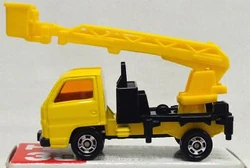 トミカ（日本製） いすゞ エルフ スカイマスター トミカ38-5 いすゞ エルフ スカイマスター | 朝比奈武弘のトミカ収集録