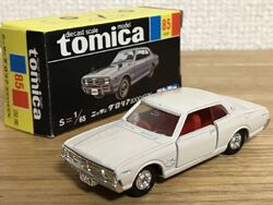 トミカ黒箱85ニッサングロリア2000GX(日本製) - メルカリ