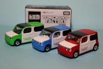 tomica nissan cube
