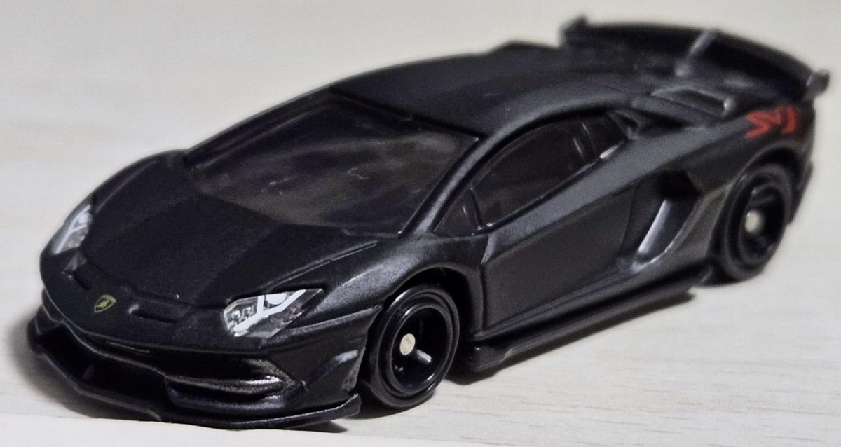 No. 70 Lamborghini Aventador SVJ Toys R Us Tomica Wiki Fandom