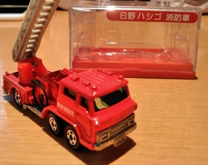 タカラトミー HINO AERIAL LADDER FIRE 81ANqoKo4xL.jpg_BO30,255,255,