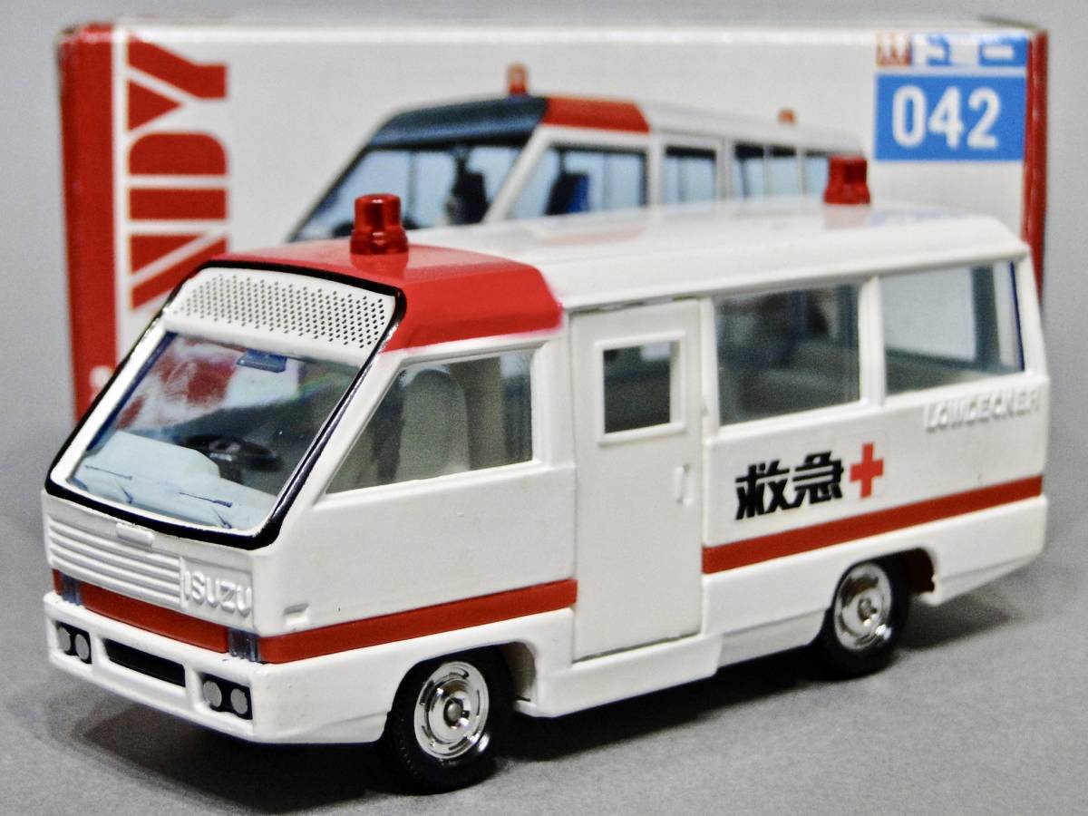 Tomica Dandy 042 Isuzu Lowdecker Ambulance | Tomica Wiki | Fandom