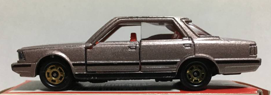 No. 13 Cedric 4Door Hardtop | Tomica Wiki | Fandom