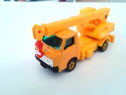 No. 26 Isuzu Elf Crane TS-30 | Tomica Wiki | Fandom