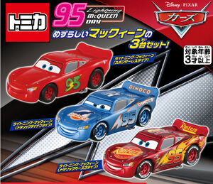 TOMICA LIMITED VINTAGE Neo 43 Disney Cars Lightning McQueen Dinoco