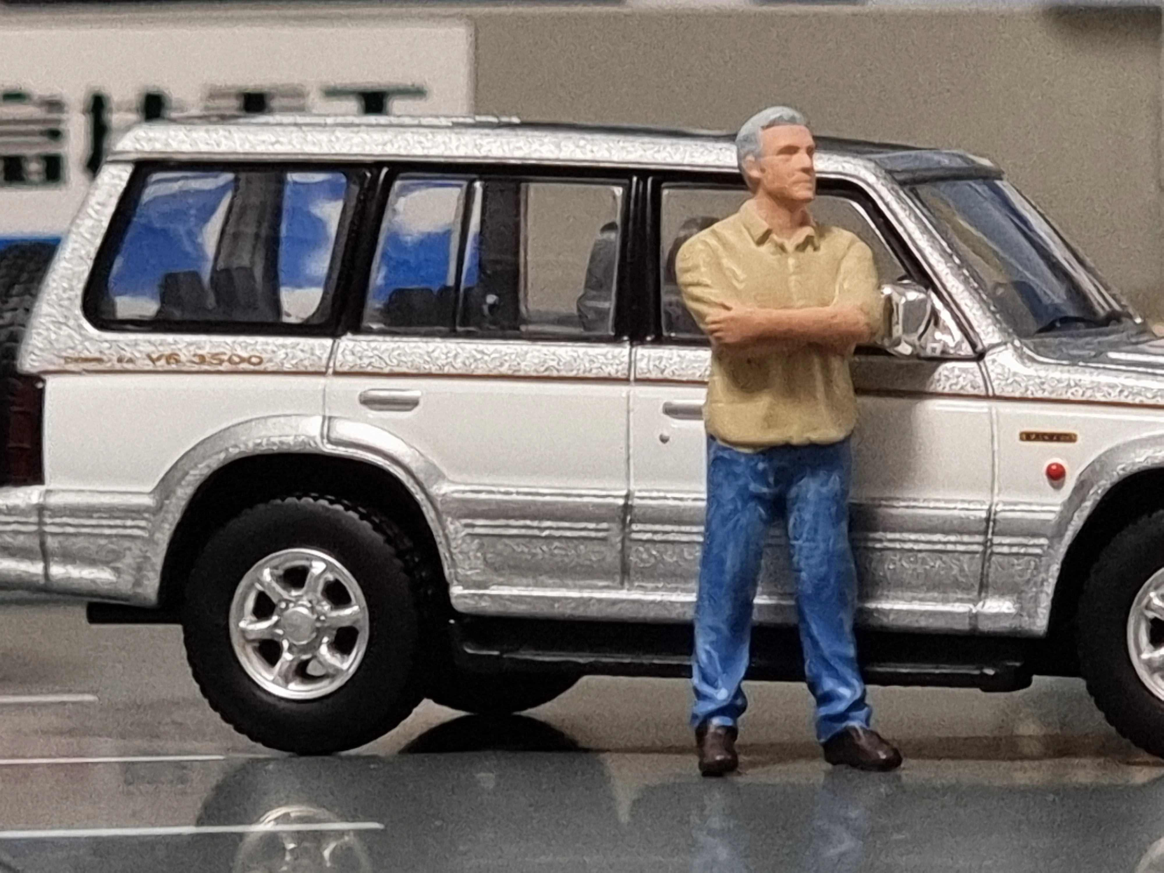 LV-N189a Mitsubishi Pajero Midroof Wide Super Exceed Z (94