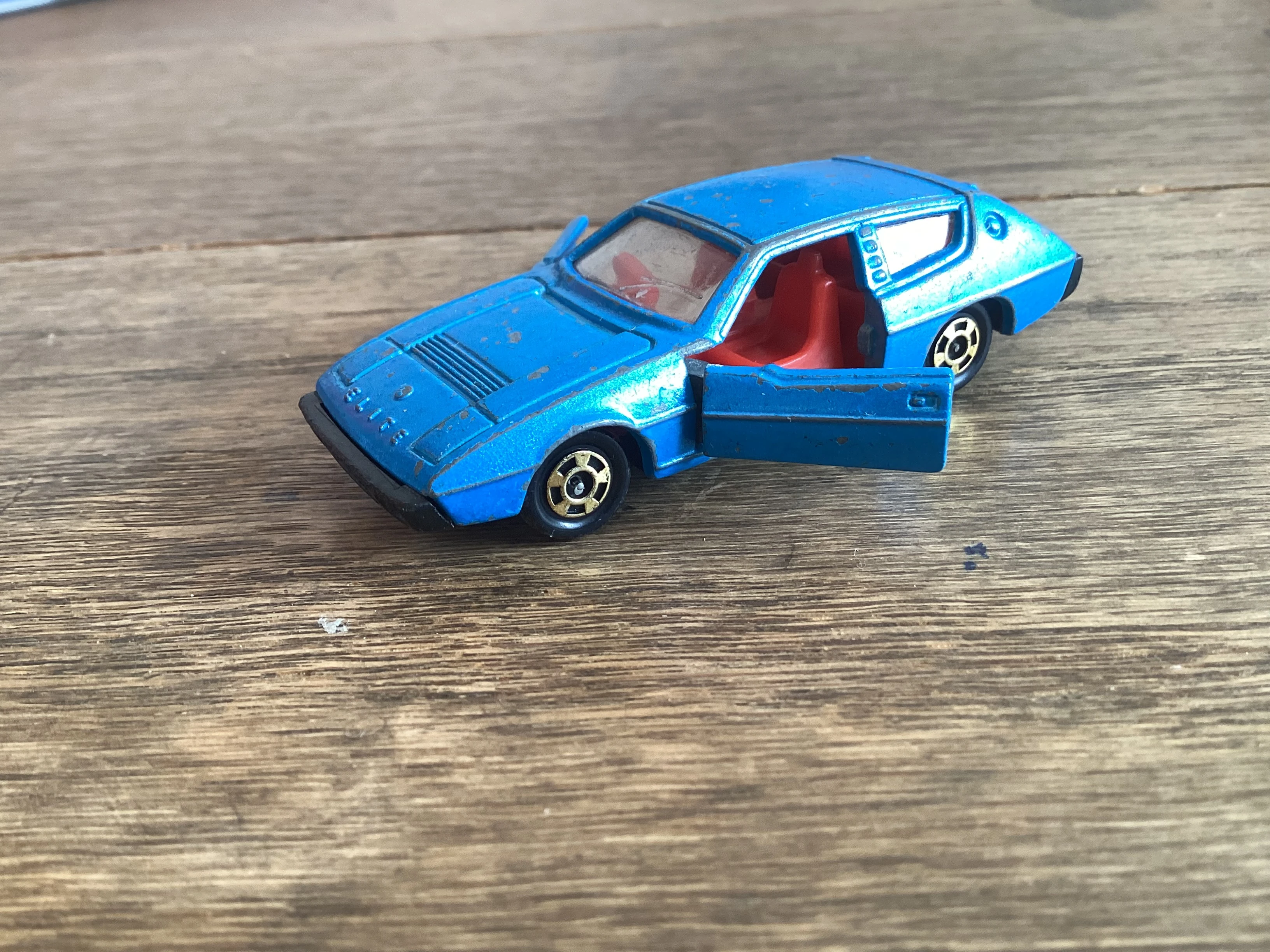 No. F47 Lotus Elite | Tomica Wiki | Fandom