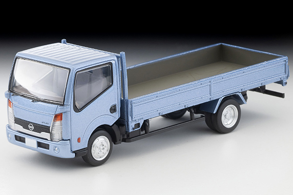 LV-N64c Nissan Atlas (F24) Long Body Full Super Row Custom
