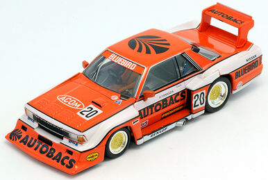 トミーテック コカ・コーラ ブルーバード スーパーシルエット 1982年仕様 コカ・コーラ カラーの怪物！ 910ブルが富士を制圧｜1982年 日産