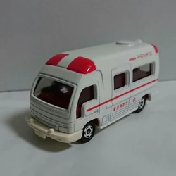 トミカ NISSAN PARAMEDIC 12 Takara Tomy Tomica no.12 Nissan Paramedic Ambulance 1 : 64