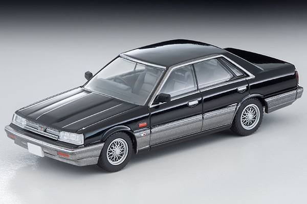 LV-N282b Nissan Skyline 4-door HT GTS Twin Cam 24V (86
