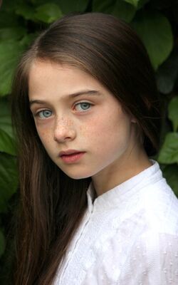 Raffey Cassidy.jpg
