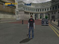 Admiralty Arch in the game. You may notice the black London Cab as well.