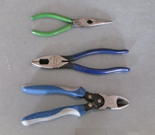5 Types of Wire Cutters Explained (and 9 other Electrical Tools