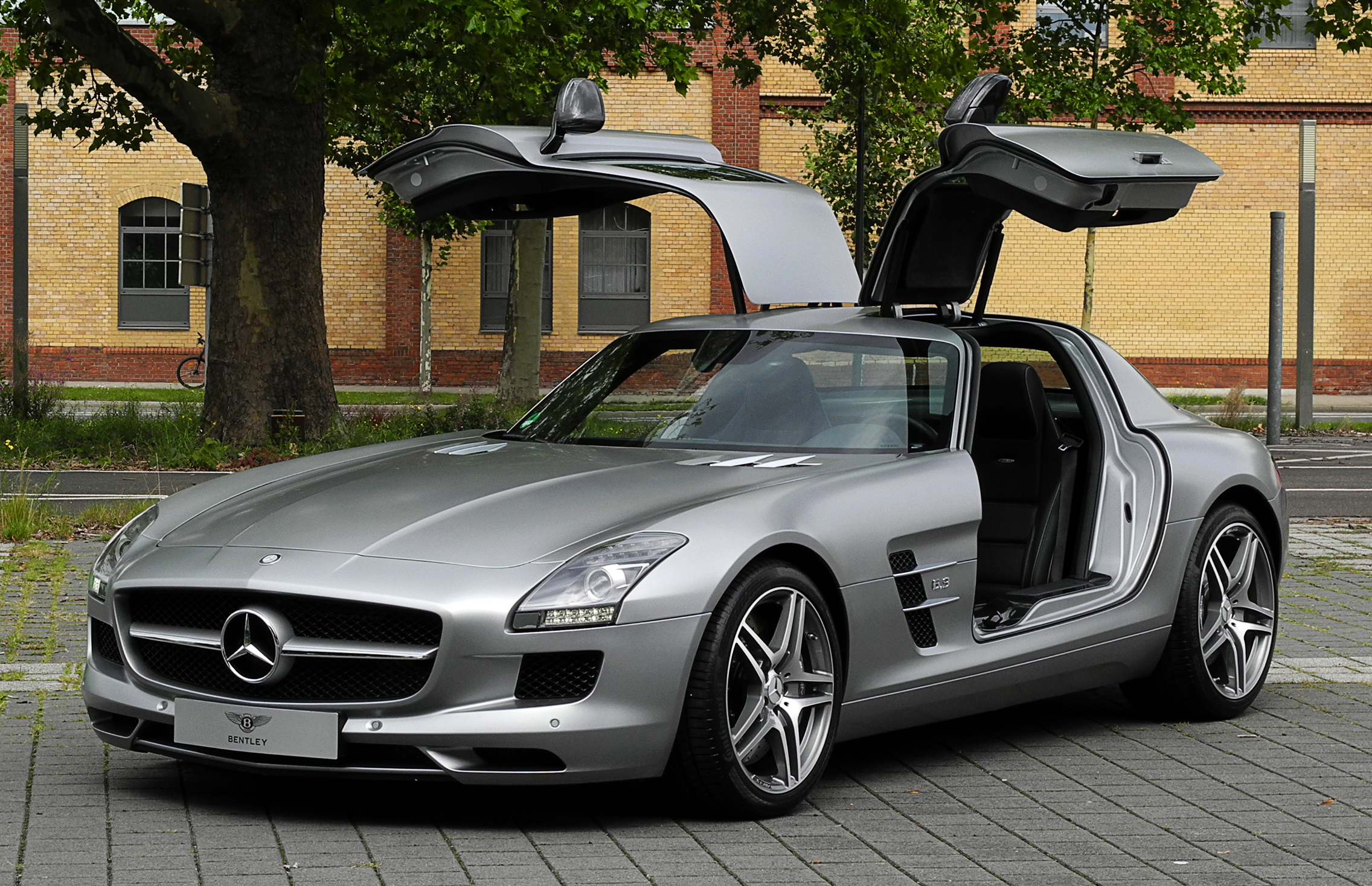 Gå en tur Shining Perfervid Mercedes-Benz SLS AMG | Top Gear Wiki | Fandom
