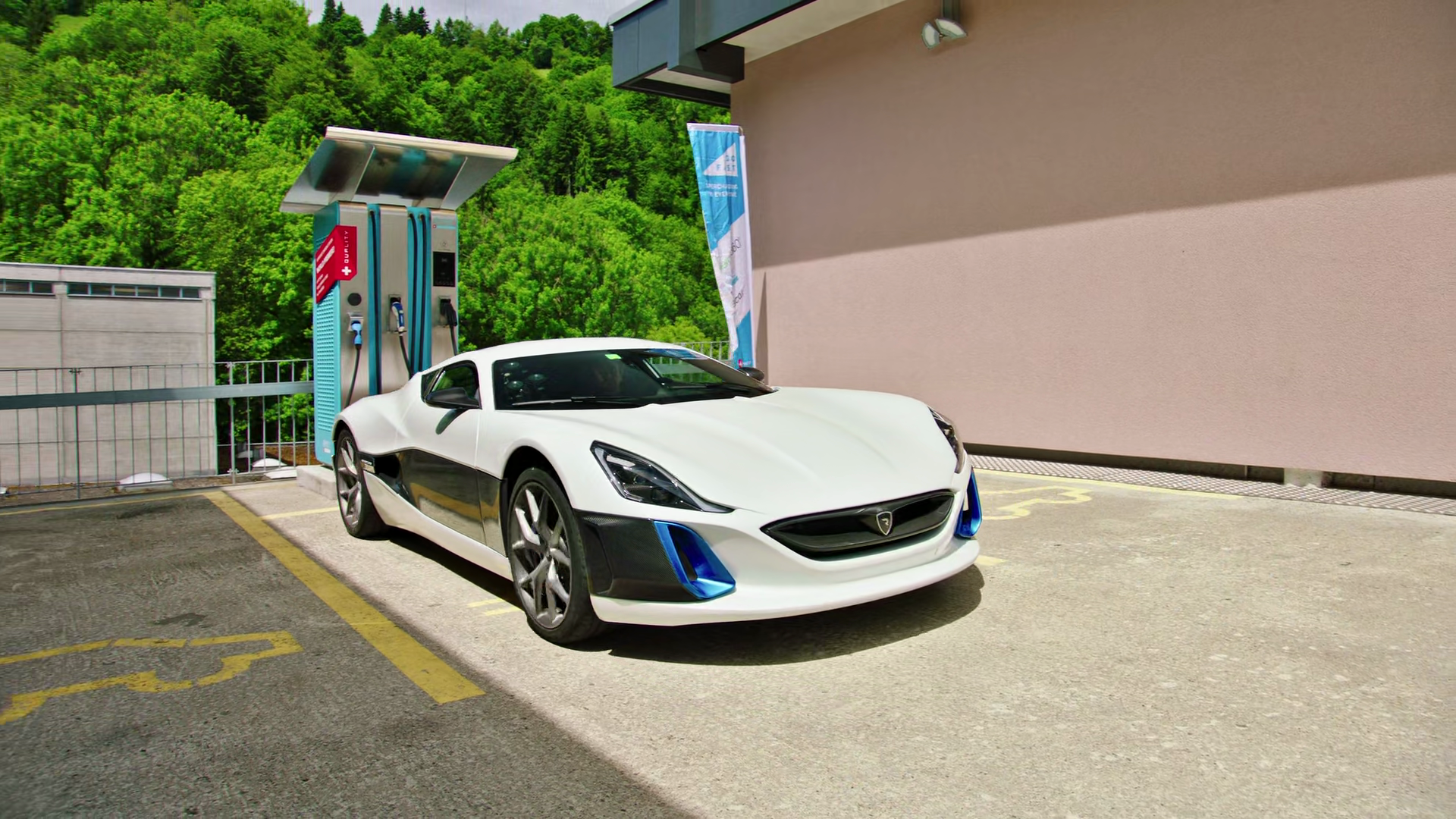 Concept 2024 one car