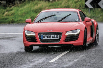 R8 V8