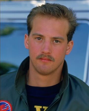 Nick Bradshaw Top Gun Wiki Fandom Nick Bradshaw Top Gun Wiki Fandom