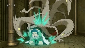 Nitro desperately trying to bite Komatsu