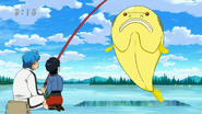 Toriko catching a strange fish