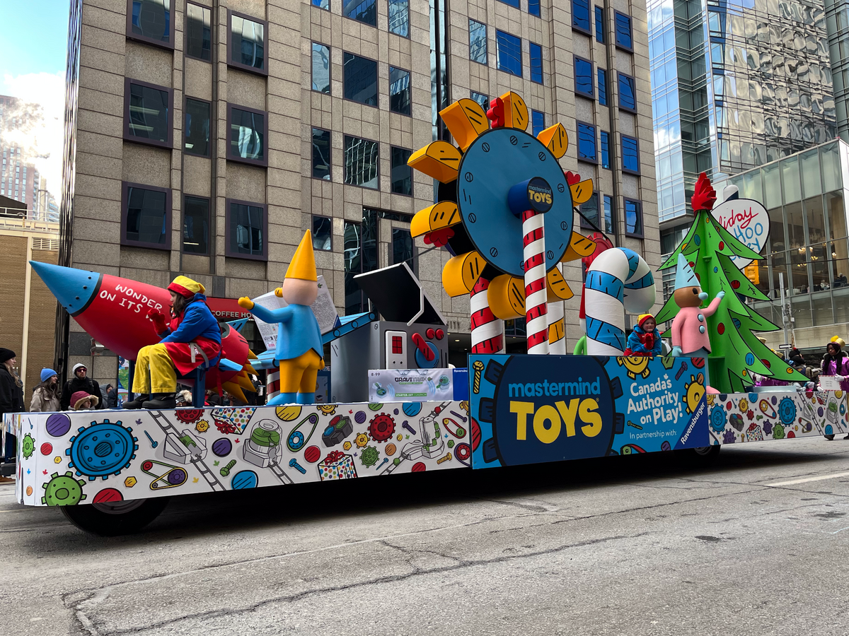 Holiday Woohoo Factory Toronto Santa Claus Parade Wiki Fandom