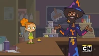 Izzy meets Art, the art wizard.