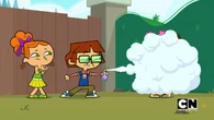 Harold uses his hairspray to stop Alien infected Beth.