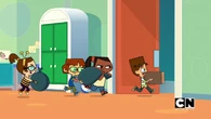 Cody, Harold, and Leshawna follow Beth to the basement.